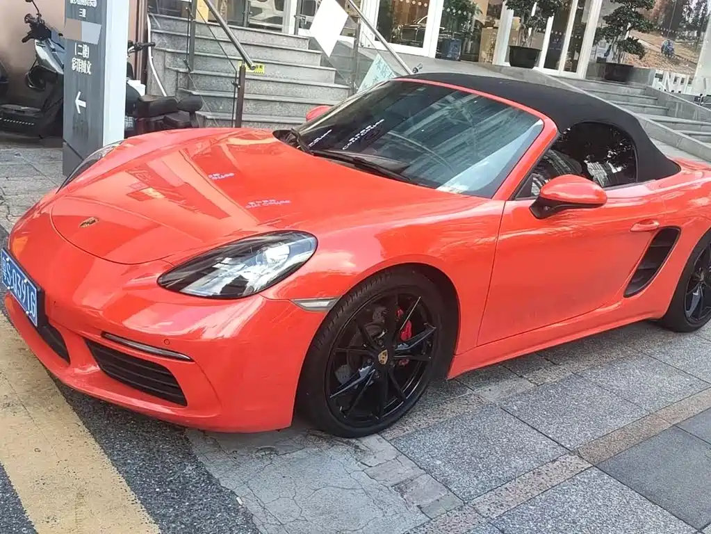 Porsche 718 2018 — фото 1