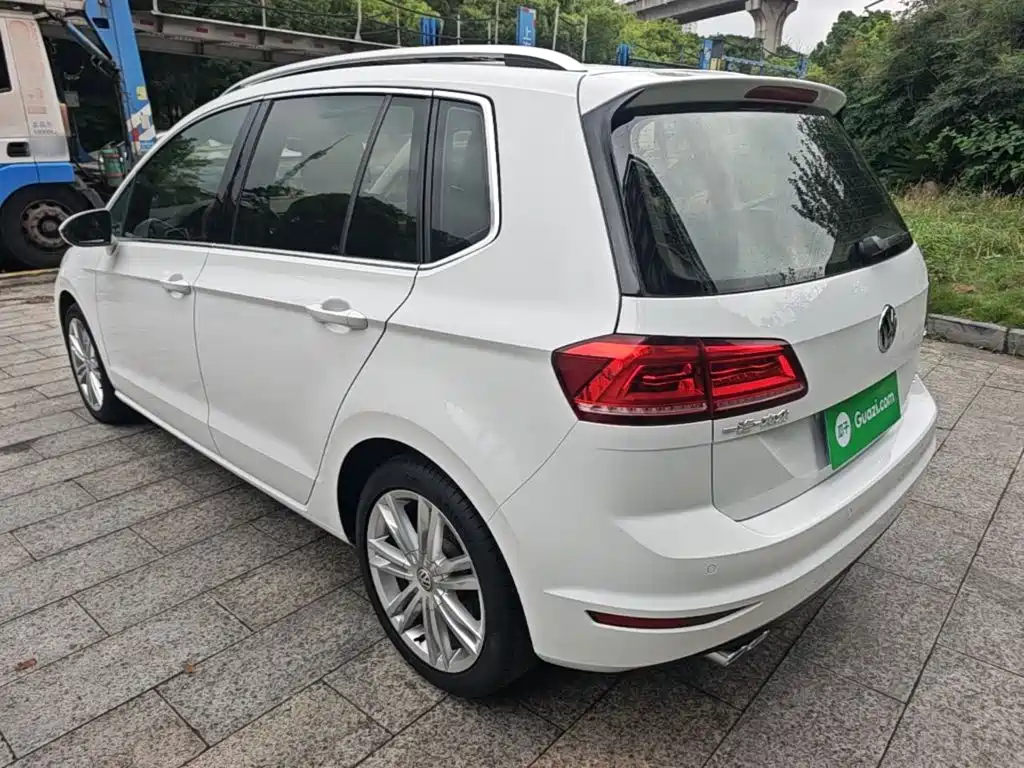 Volkswagen Golf Sportsvan 2017 — фото 5