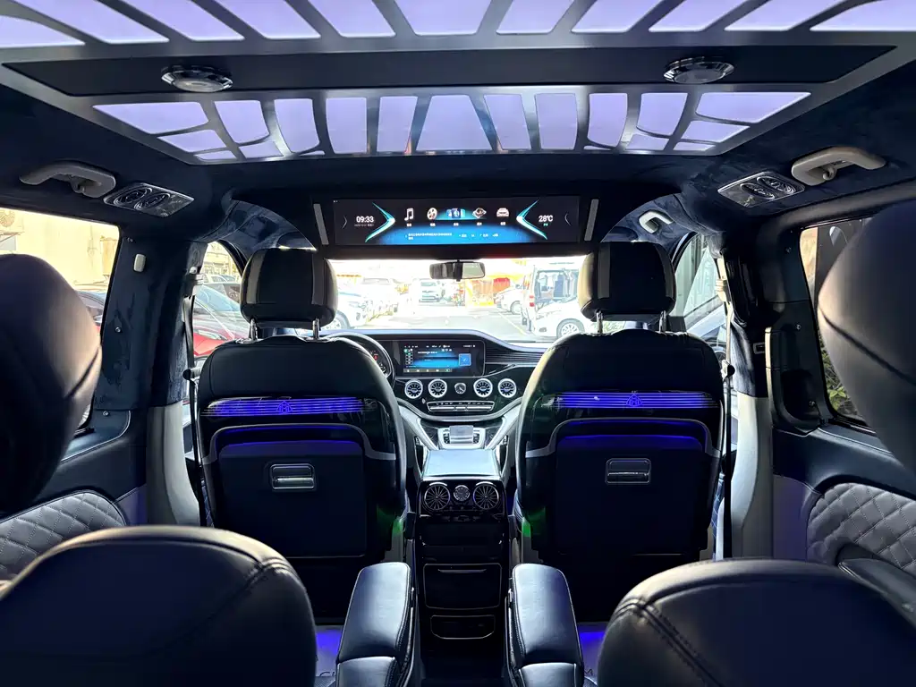 Mercedes-Benz Vito 2023 — фото 9