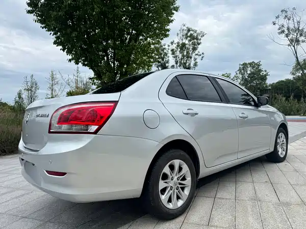 Baojun 630 2013