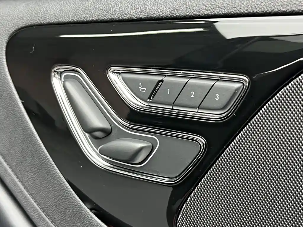 Lincoln Aviator 2020 — фото 9