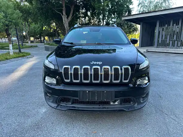 Jeep Cherokee 2014