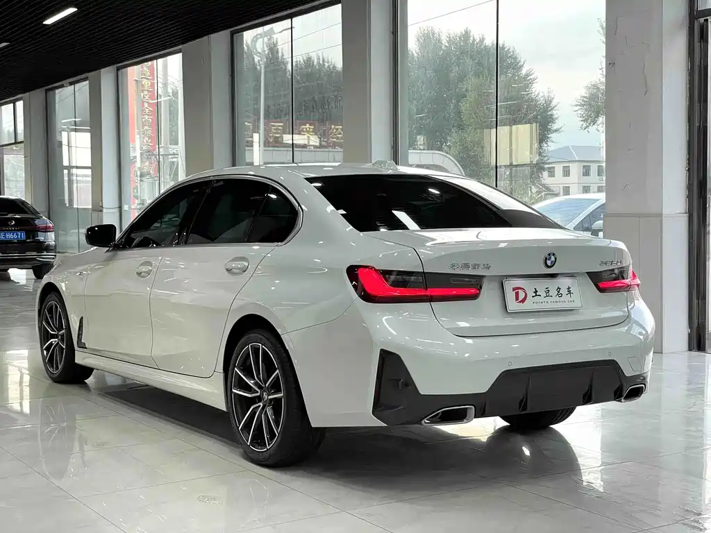 BMW 3 Series 2023