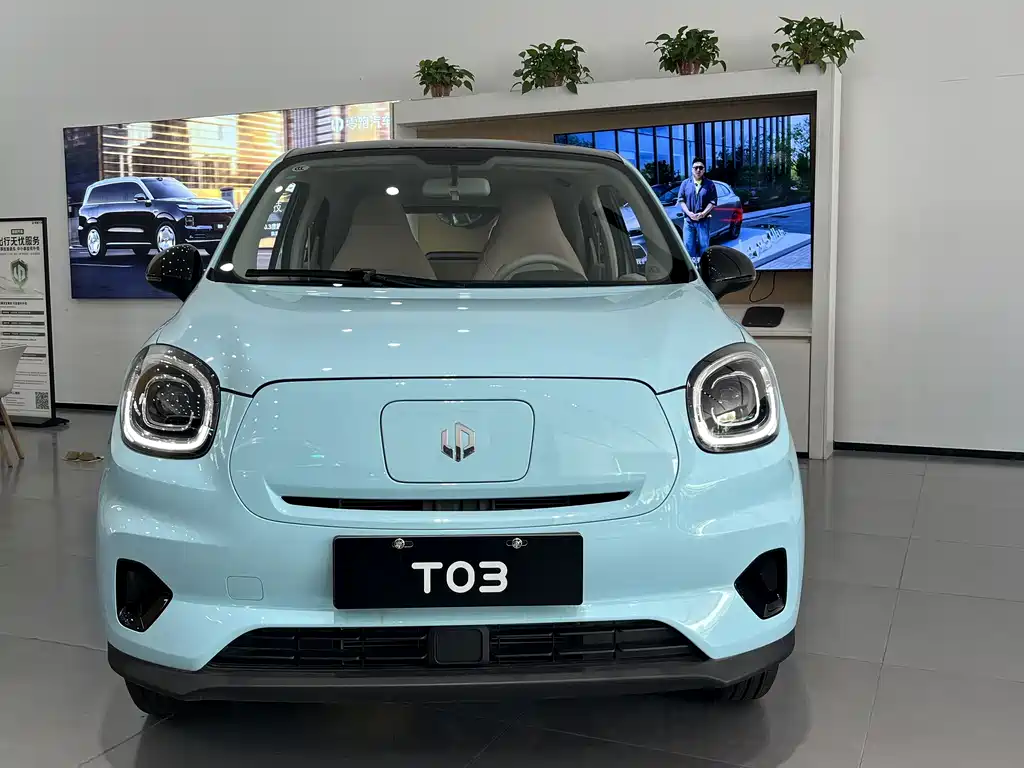 Leapmotor T03 — фото 2