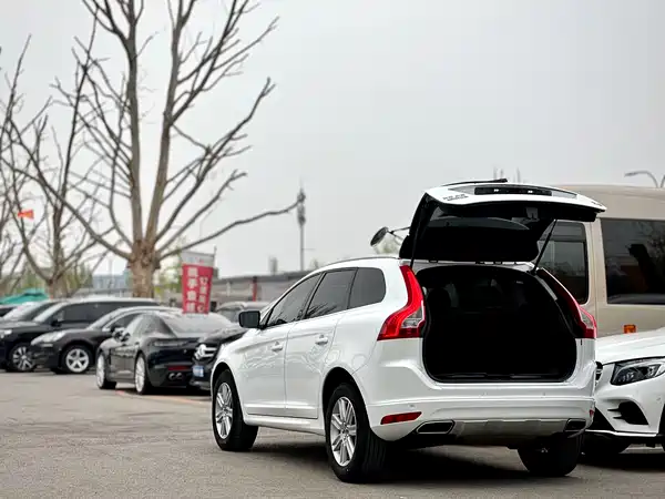 Volvo XC60 2017