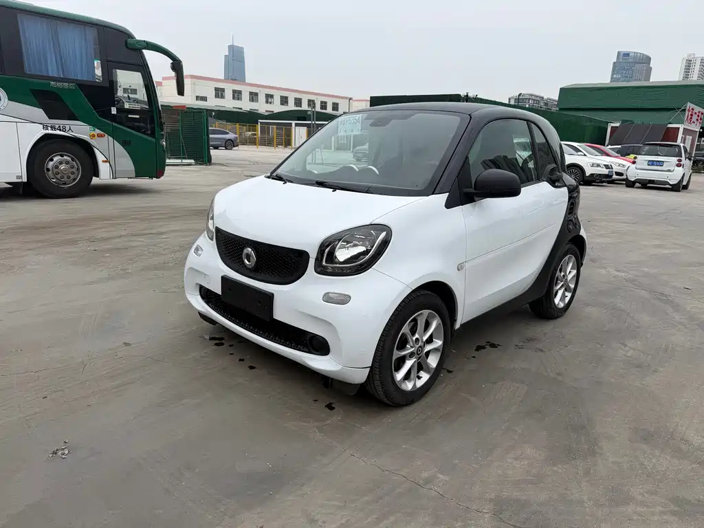 smart Fortwo 2015 — фото 2