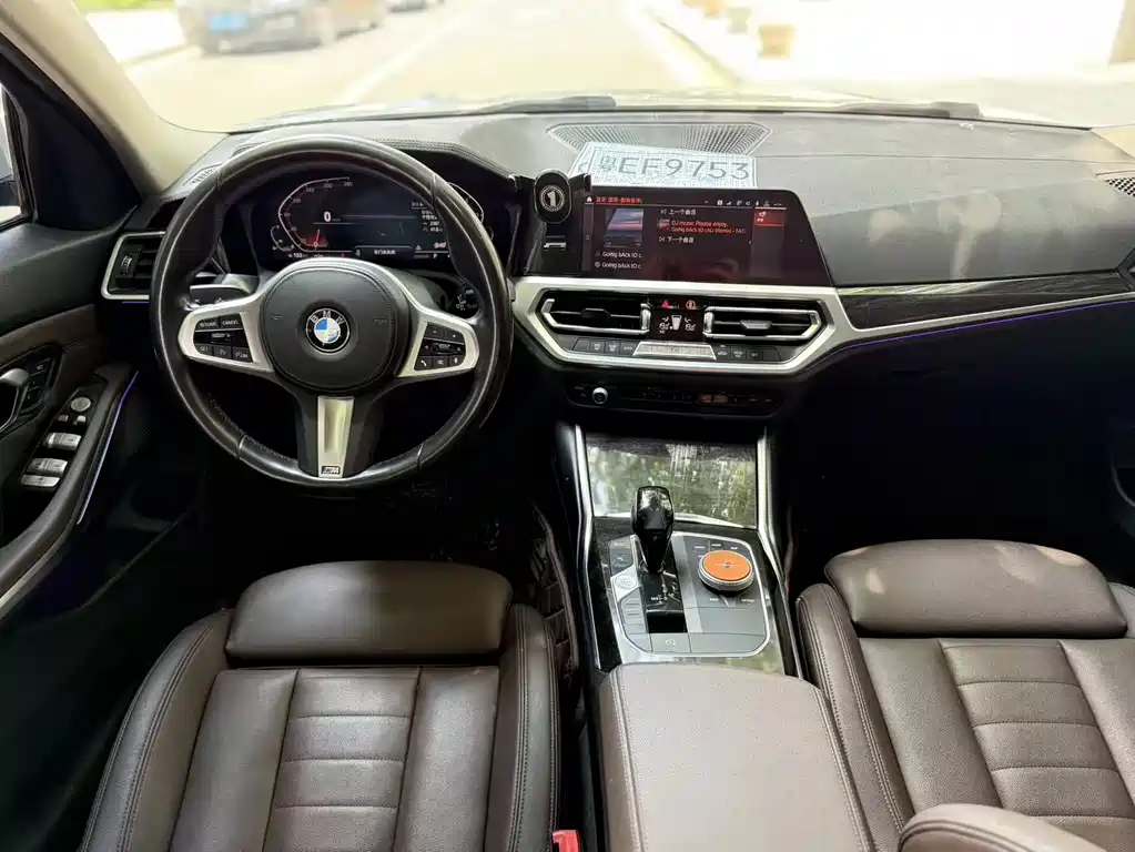 BMW 3 Series 2019 — фото 4
