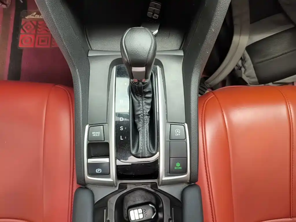Honda Civic 2018 — фото 14