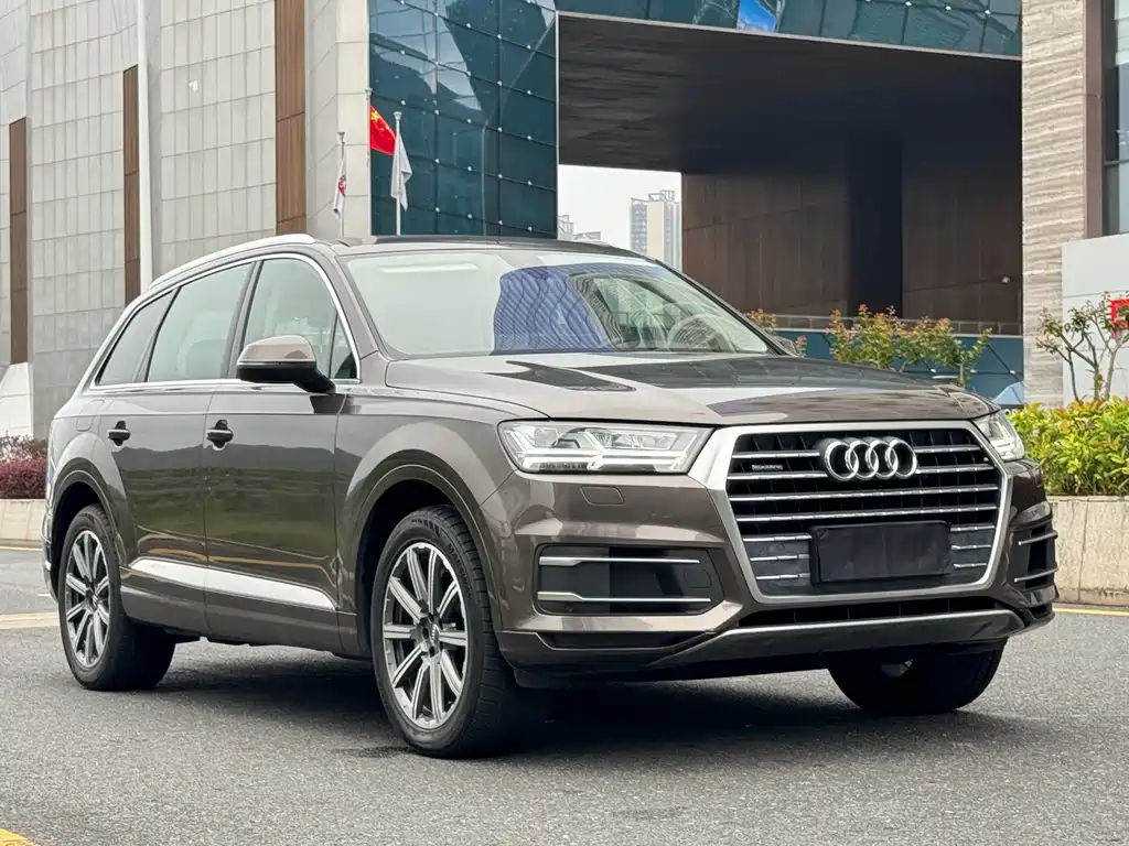 Audi Q7 2018 — фото 3