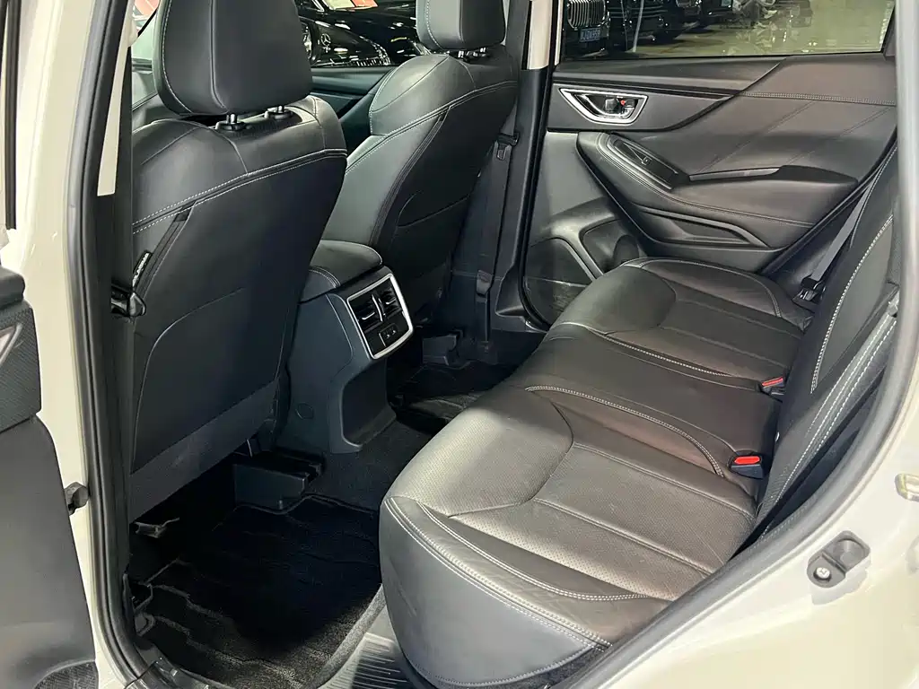 Subaru Forester 2019 — фото 20