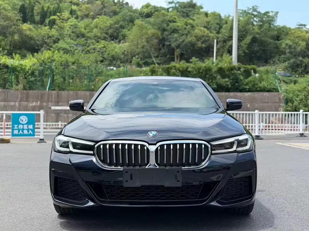 BMW 5 Series 2024