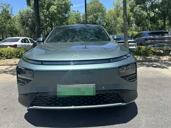 XPeng G9 2025