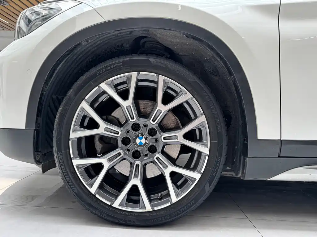 BMW X1 2020 — фото 21