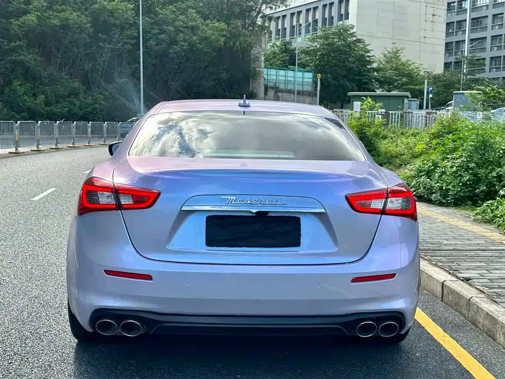 Maserati Ghibli 2020 — фото 5
