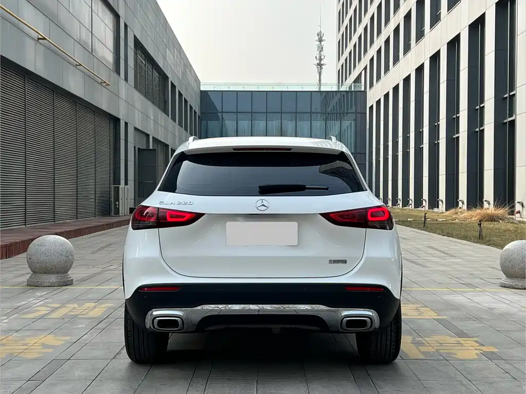 Mercedes-Benz GLA 2023 — фото 5