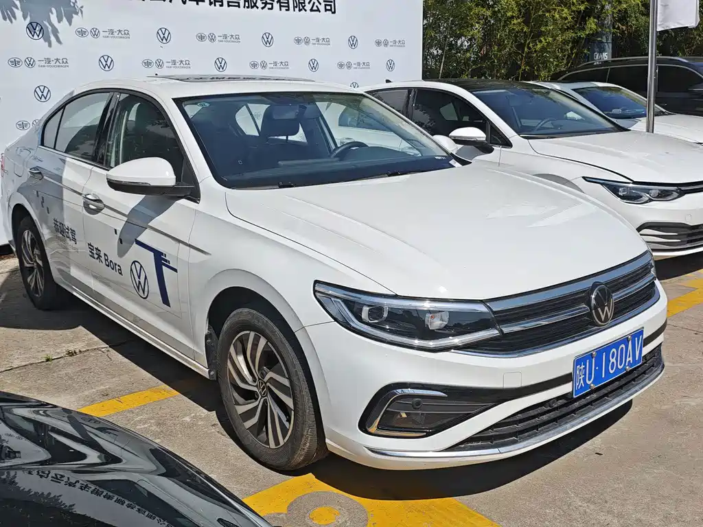 Volkswagen Bora 2024