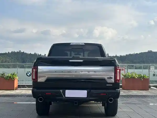 Ford F-150 Raptor 2021