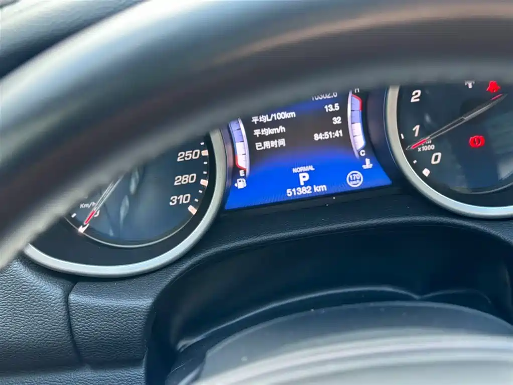 Maserati Ghibli 2020 — фото 15