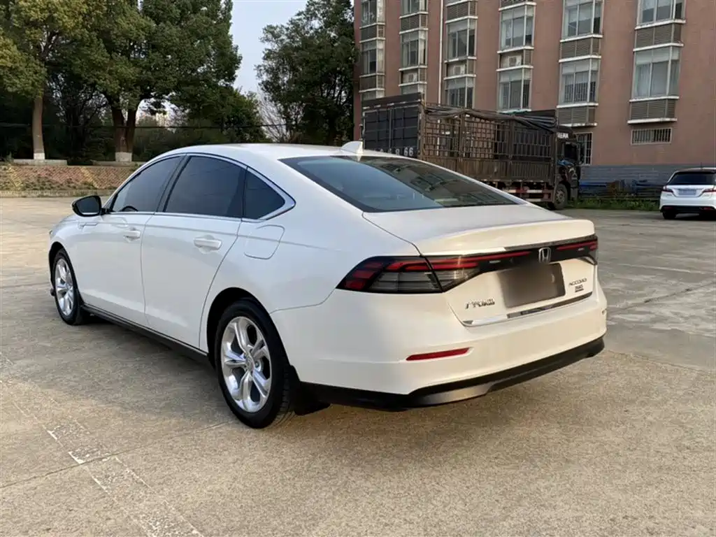 Honda Accord 2024 — фото 15
