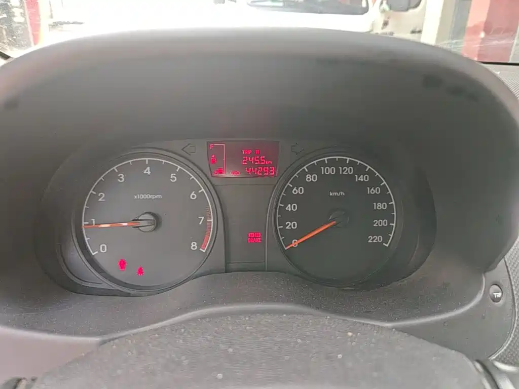 Hyundai Verna 2015 — фото 12