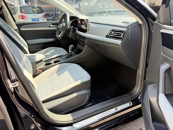 Volkswagen Lavida 2023