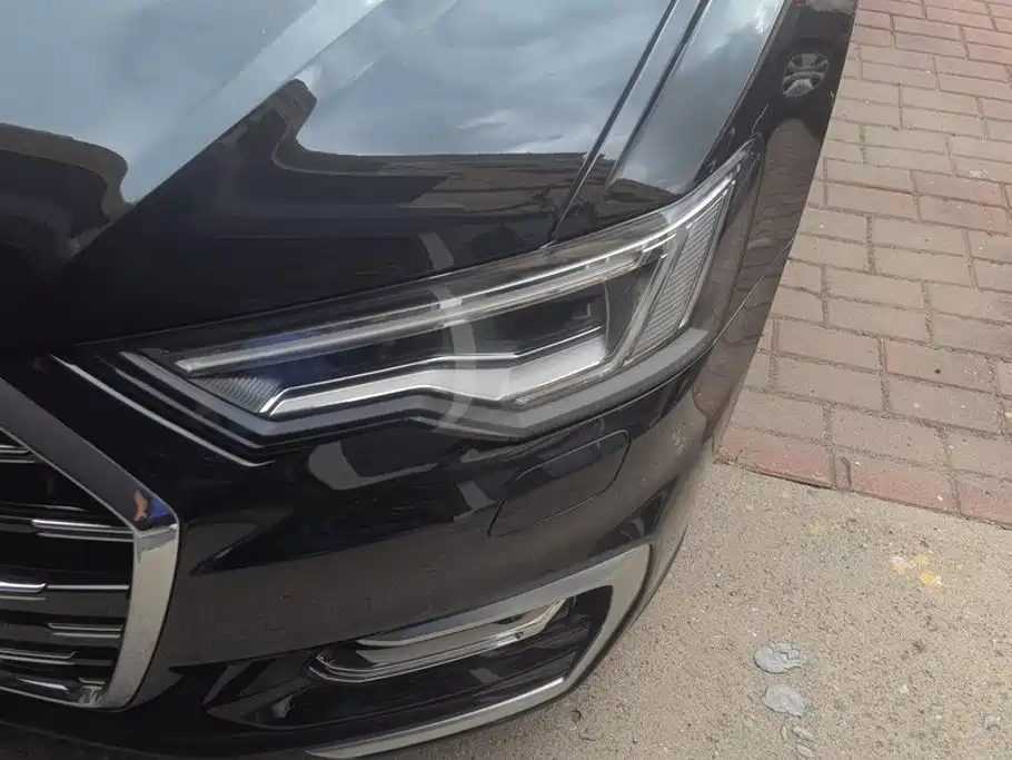 Audi A6L 2023