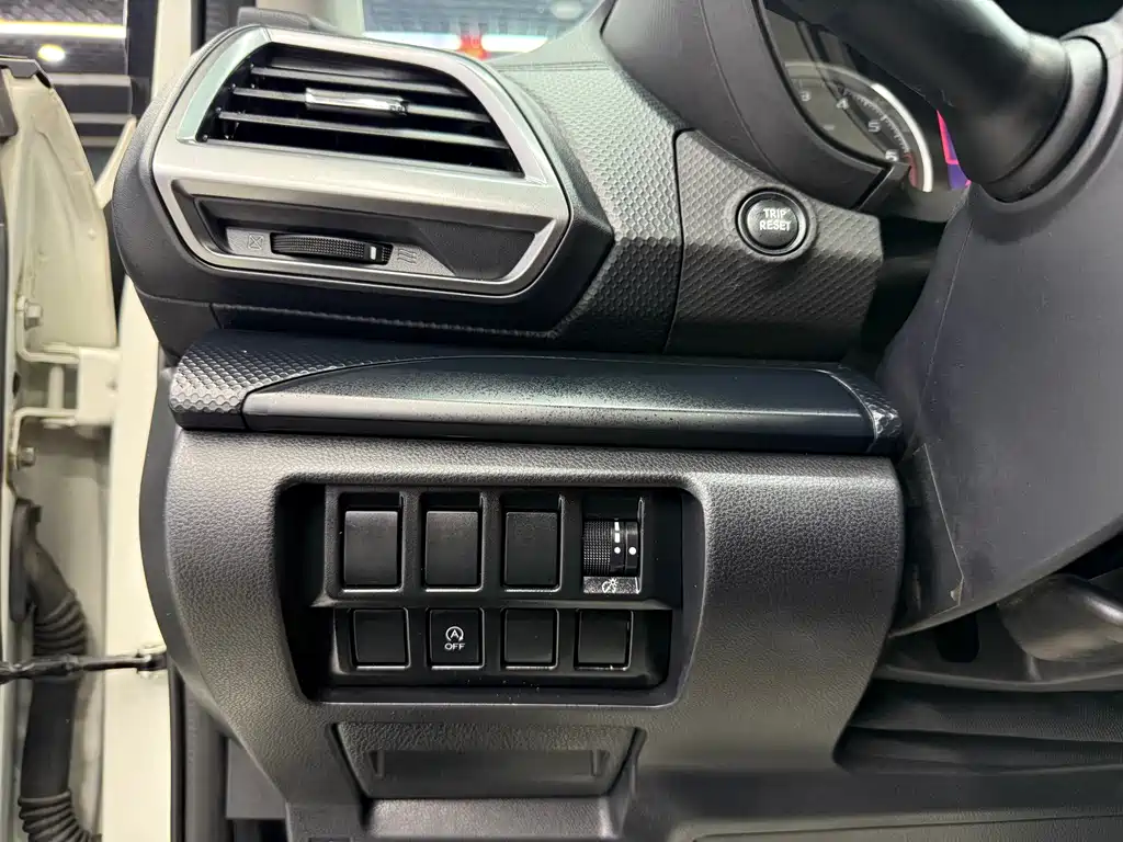 Subaru Forester 2021 — фото 8