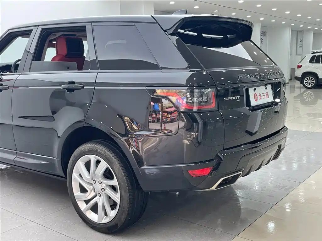 Land Rover Sport 2020 — фото 34