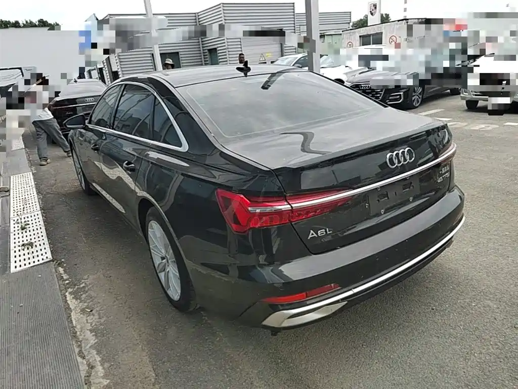 Audi A6L 2023 — фото 9