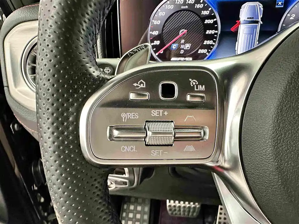 Mercedes-Benz G-Class AMG 2019 — фото 11