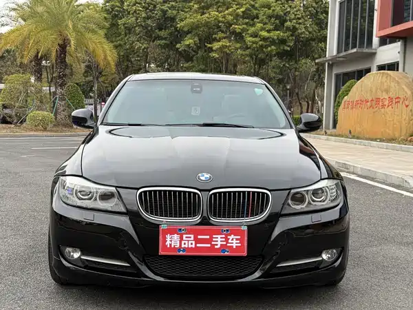 BMW 3 Series 2011