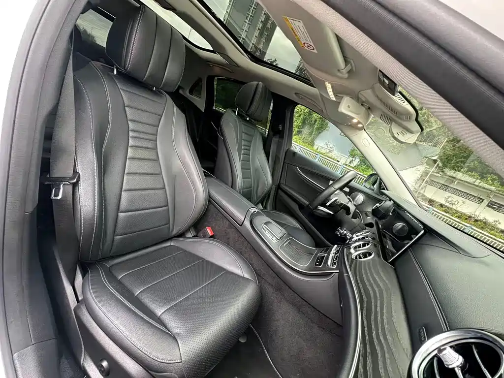 Mercedes-Benz E-Class 2020 — фото 13