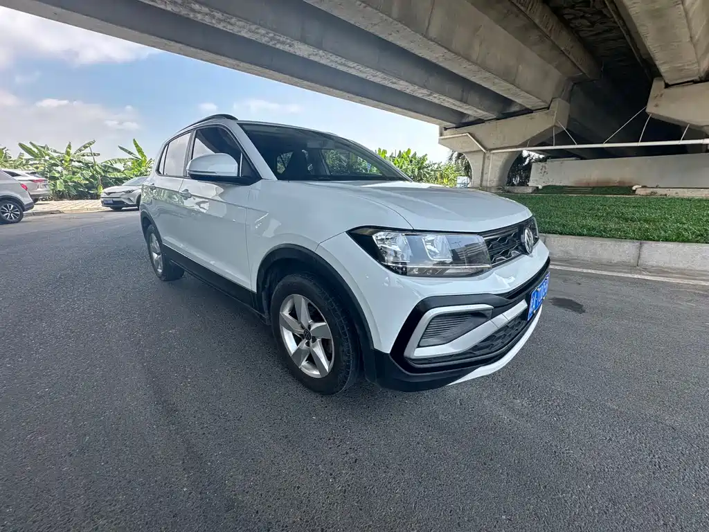 Volkswagen T-Cross 2023 — фото 3