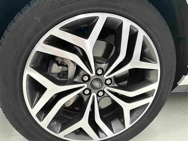 Land Rover Range Rover Evoque 2021