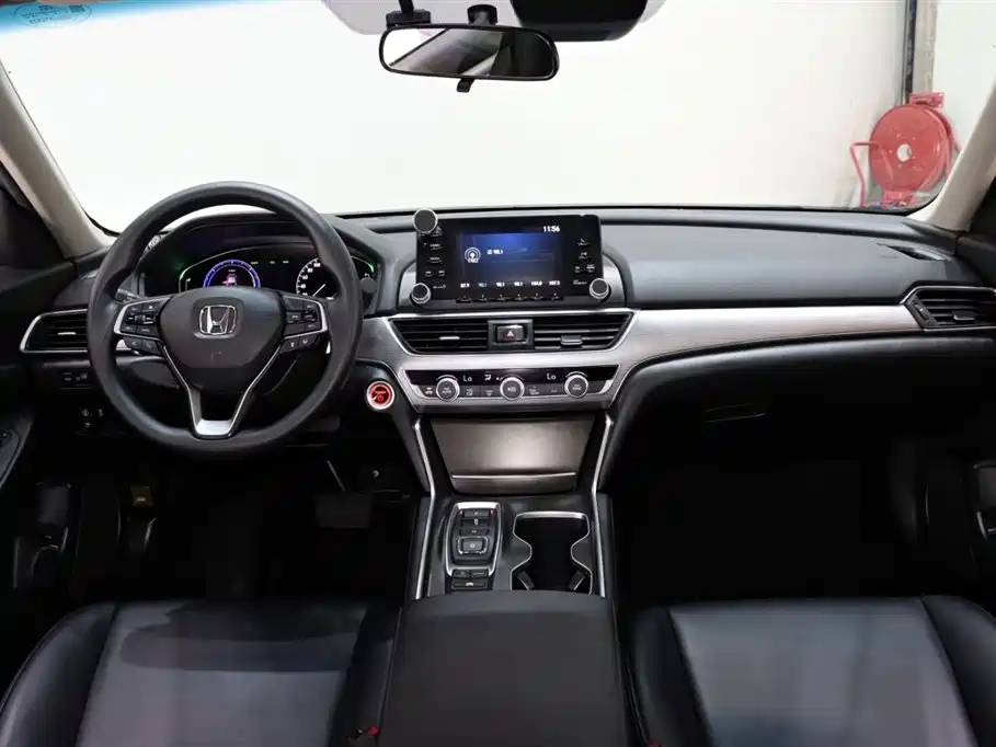 Honda Accord 2021 — фото 12