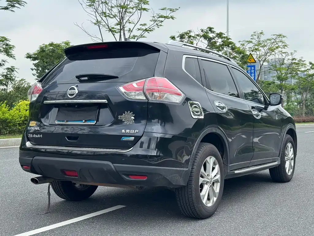 Nissan X-Trail 2015 — фото 8