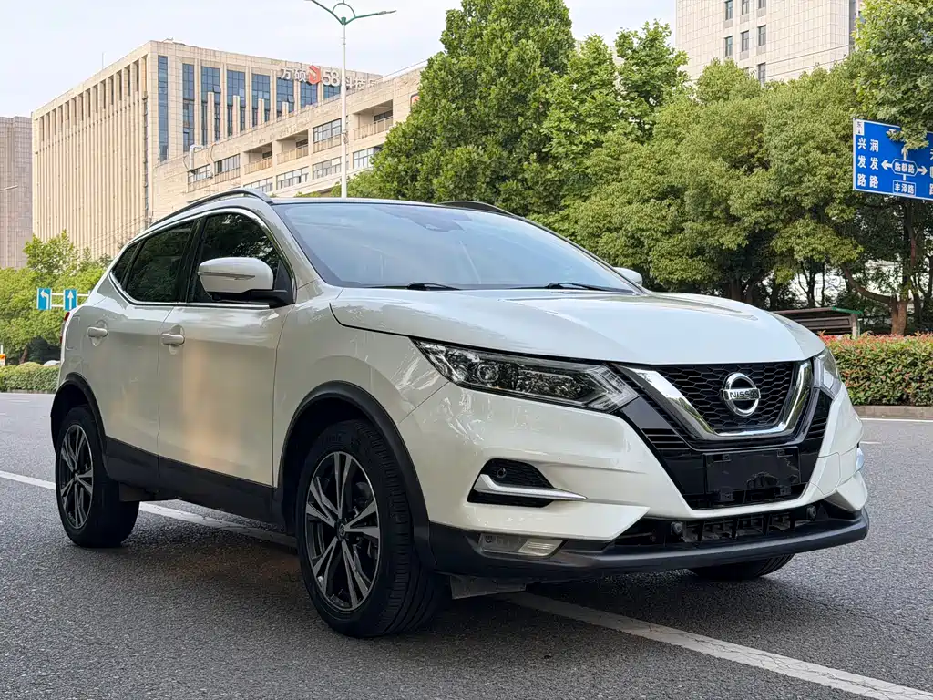 Nissan Qashqai 2022 — фото 3
