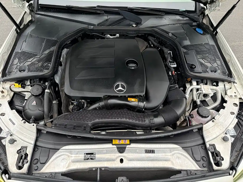Mercedes-Benz C-Class 2019 — фото 20