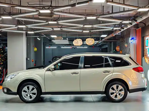 Subaru Outback 2011