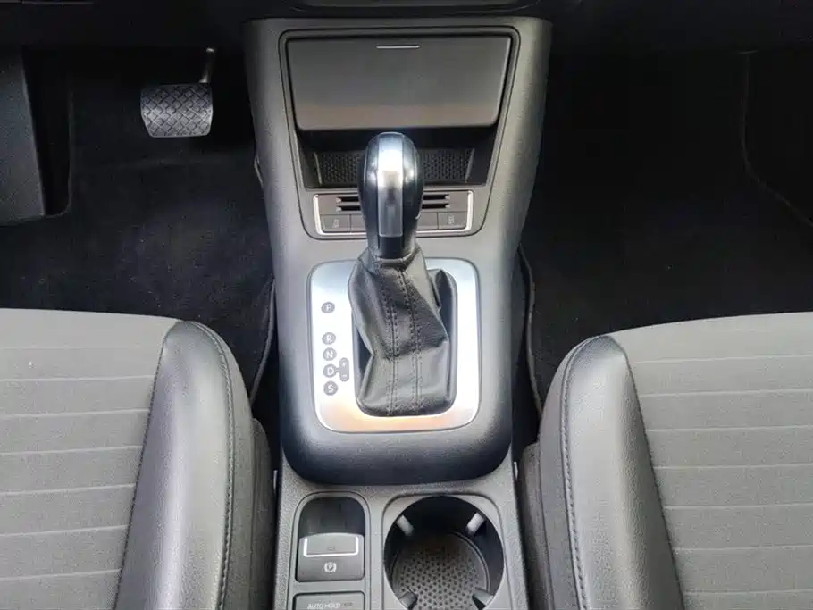 Volkswagen Tiguan 2016 — фото 16