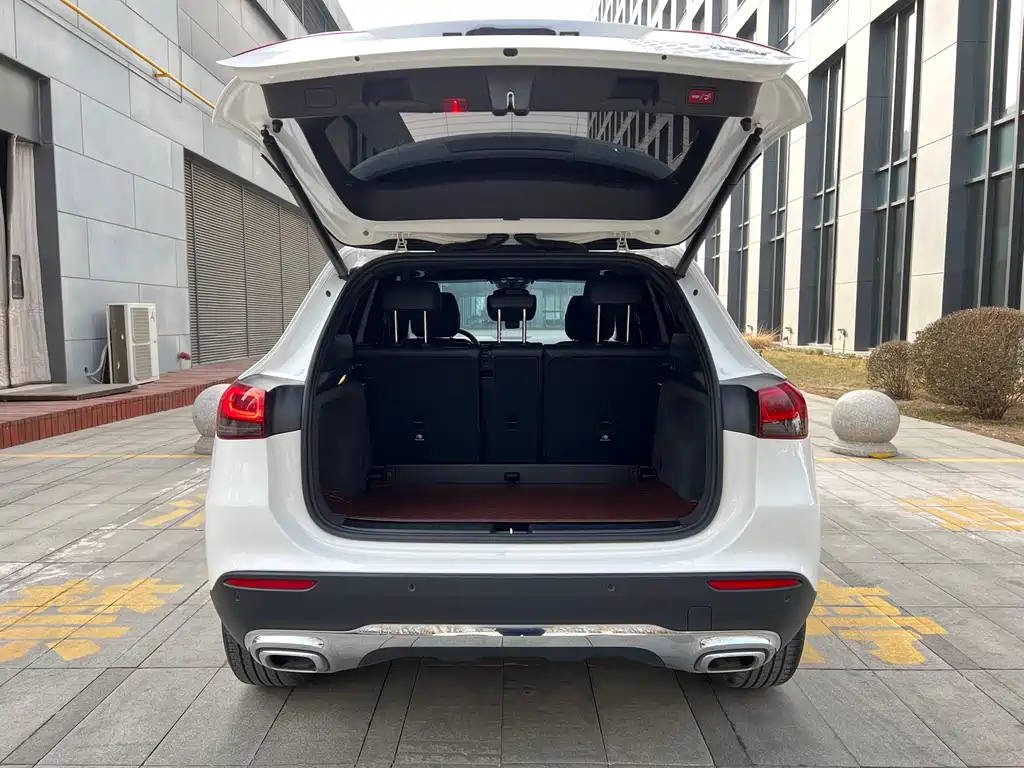 Mercedes-Benz GLA 2023 — фото 16