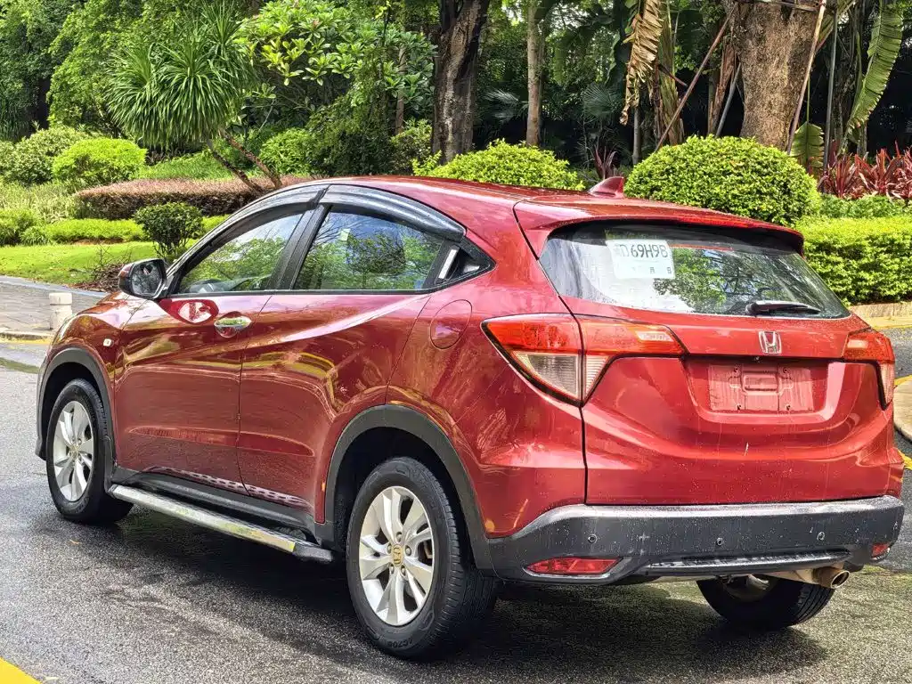 Honda Vezel 2015