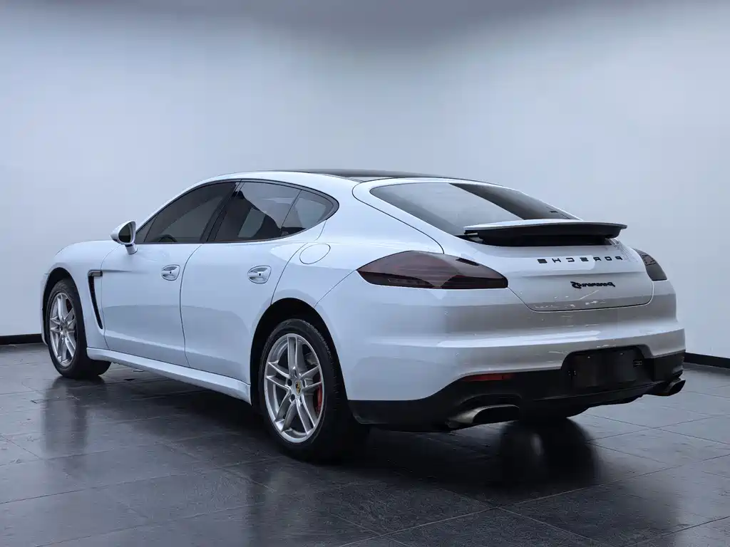 Porsche Panamera 2014 — фото 20