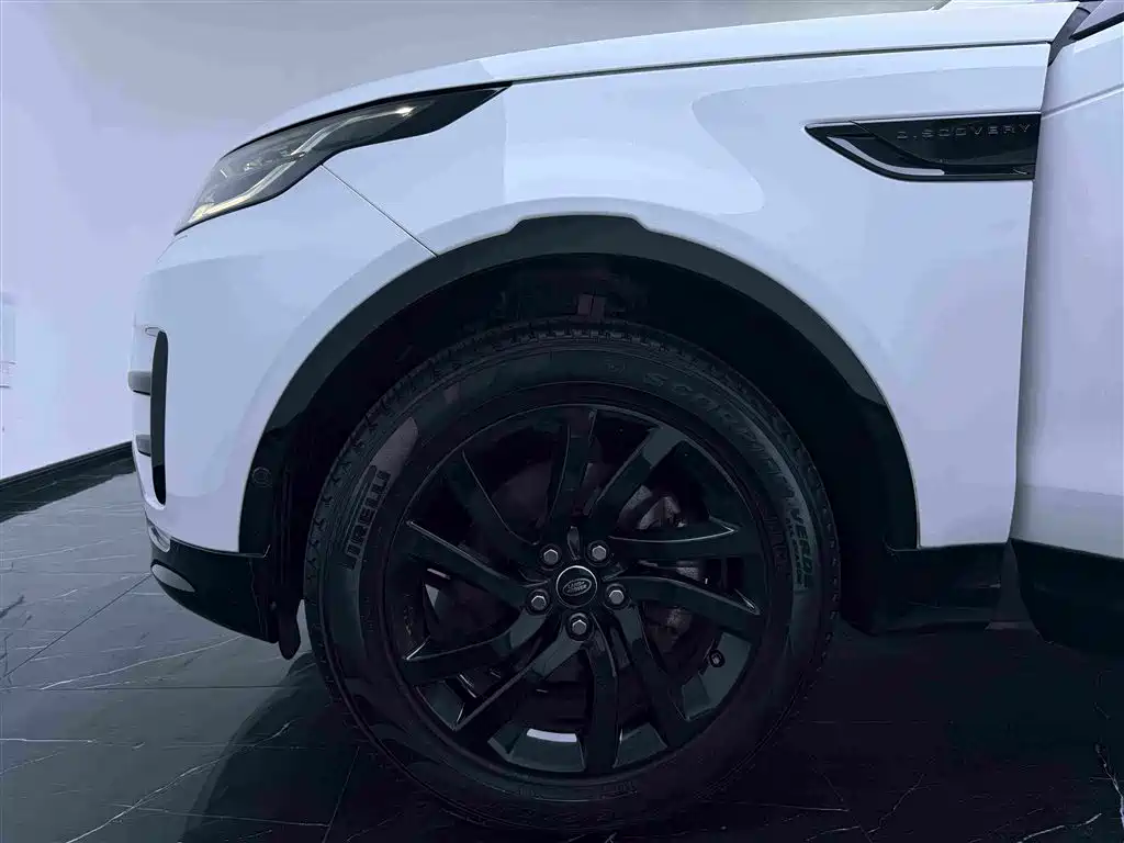 Land Rover Discovery 2020 — фото 18