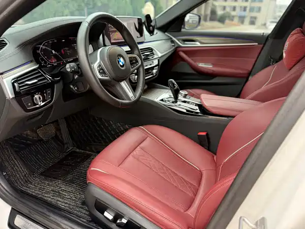 BMW 5 Series 2022