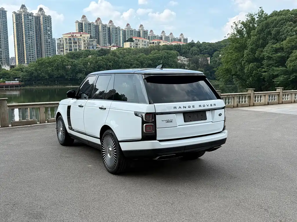 Land Rover Range Rover 2017 — фото 6