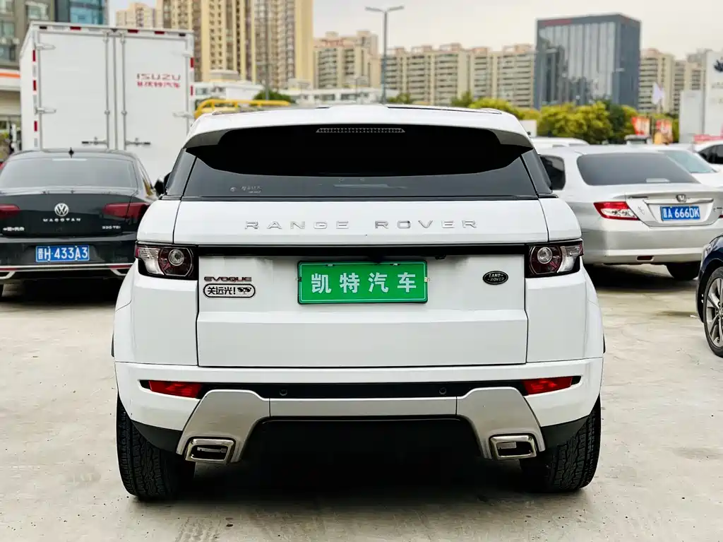 Land Rover Evoque 2014 — фото 14