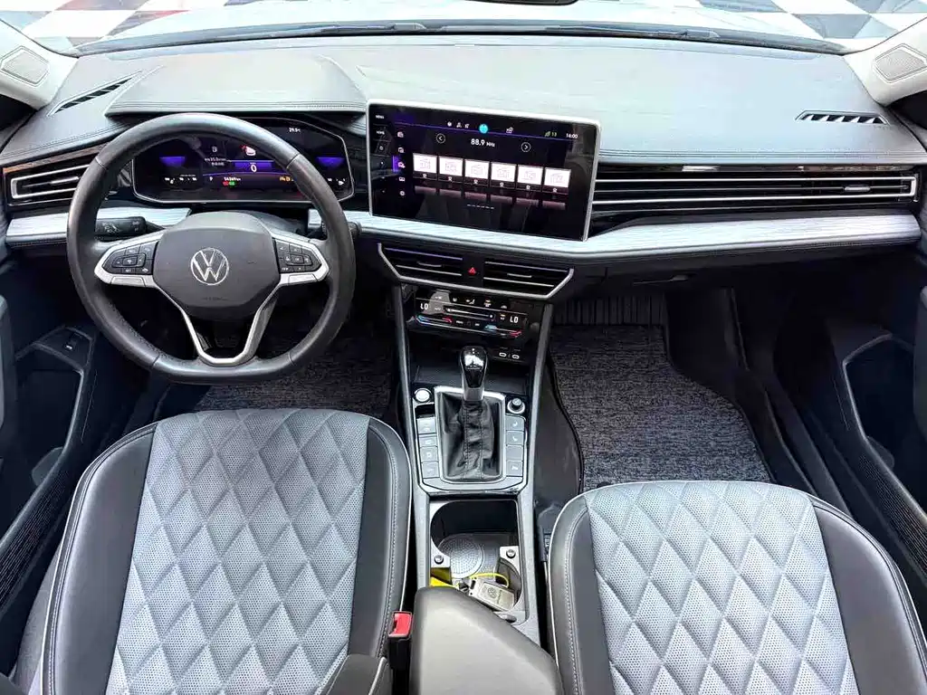 Volkswagen Sagitar 2023