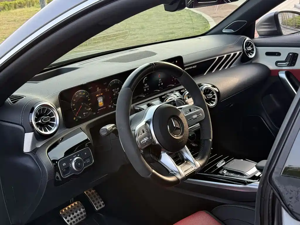 Mercedes-Benz CLA AMG 2022 — фото 6