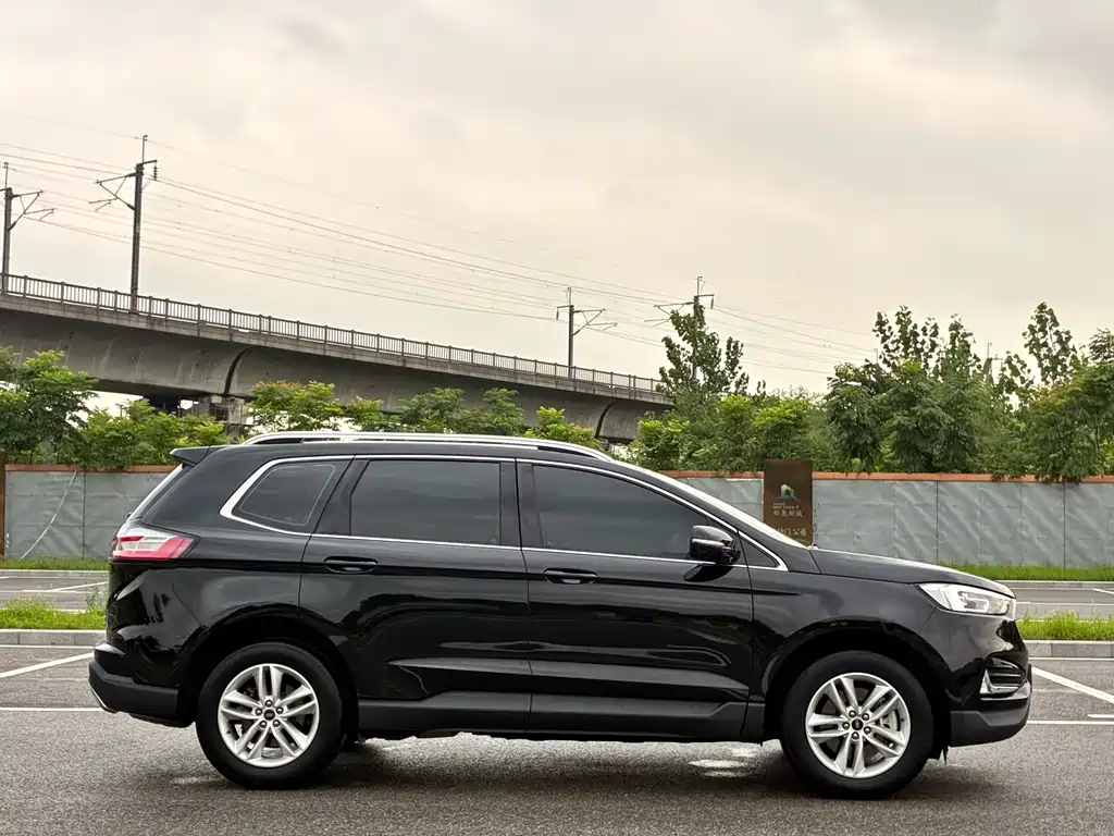 Ford Edge 2020 — фото 4